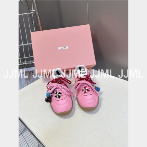 미우미우 플룸 스니커즈 핑크