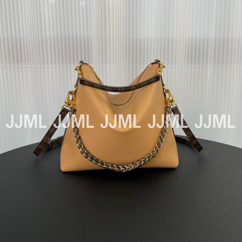 루이비통 멀티패스 핸드백 베이지