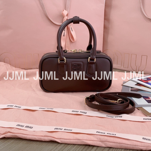 미우미우 아르카디 레더백 브라운 5BP088