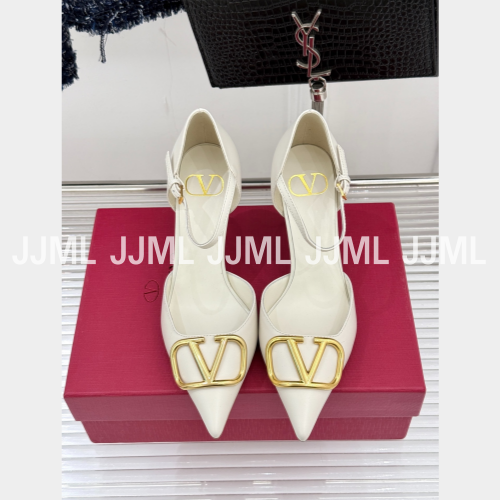 발렌티노 가바라니 V로고 슬링백 펌프스 아이보리 골드