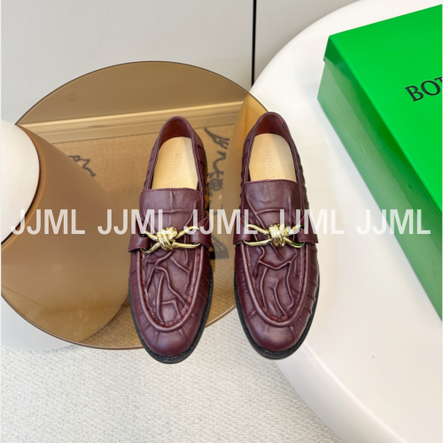 보테가베네타 아스테어 로퍼 멀롯 레더