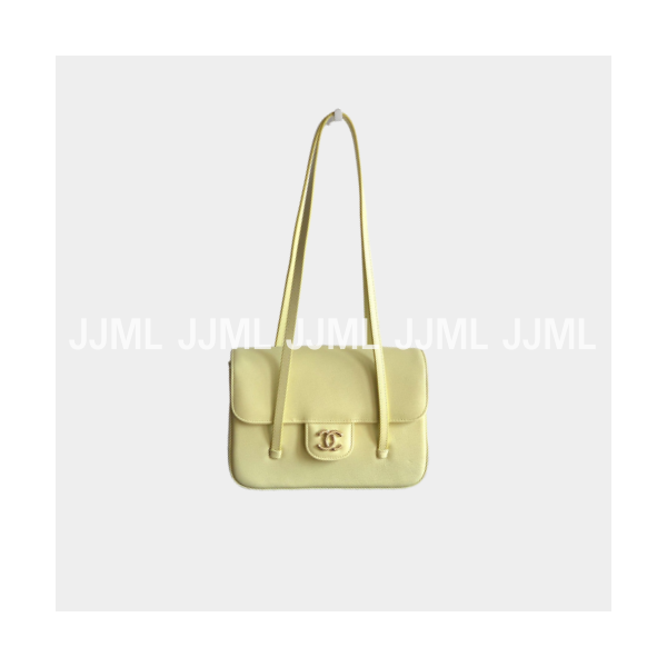 샤넬 26 SS 가죽 스트랩 클러치 라이트 옐로우