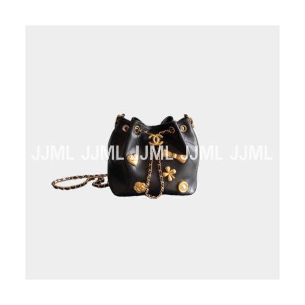 샤넬 25K 블랙 램스킨 샤넬 스몰 버킷백