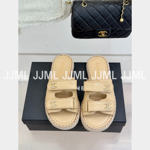 샤넬 벨크로 슬라이드 샌들 옐로우