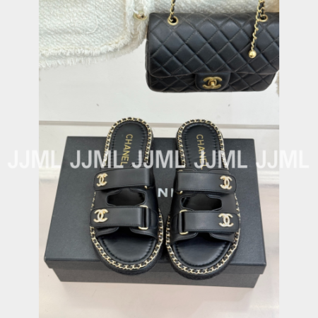 샤넬 벨크로 슬라이드 샌들 블랙