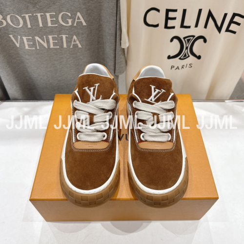 루이비통 틸티드 스니커즈 브라운