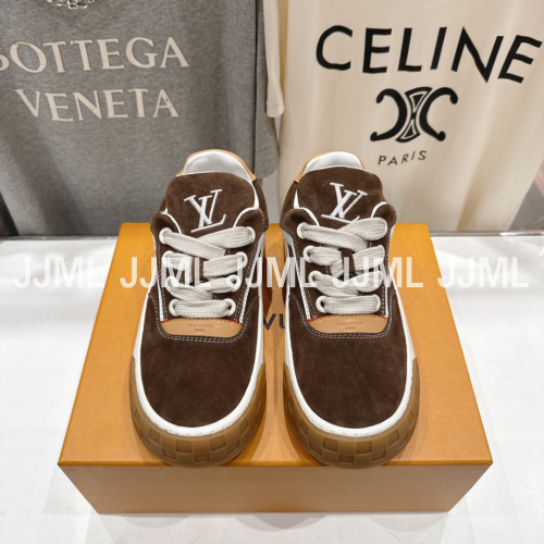 루이비통 틸티드 스니커즈 다크브라운