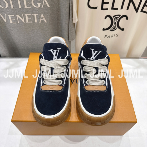 루이비통 틸티드 스니커즈 네이비