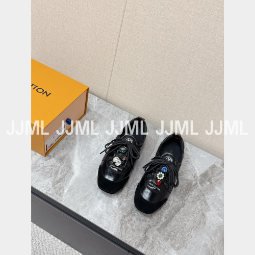 루이비통 스니커리나 장식 글로시 블랙