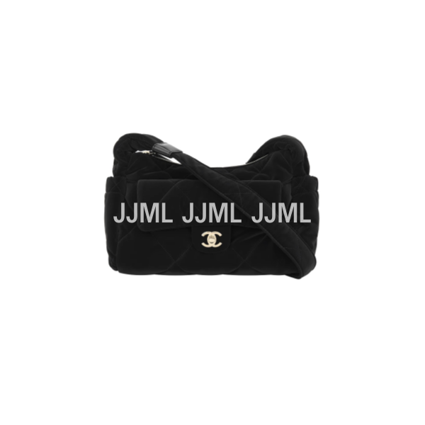 샤넬 맥시 볼링백 벨벳 블랙