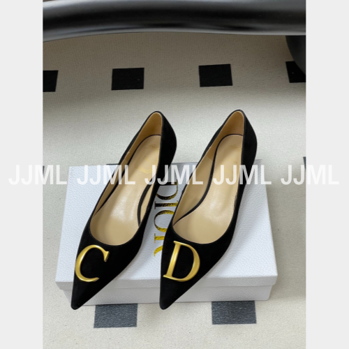 디올 이니셜 펌프스 스웨이드 블랙