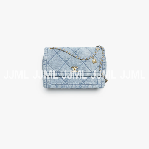 샤넬 맥시 플램백 워시드 데님