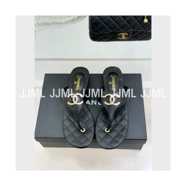 샤넬 CC로고 T스트랩 샌들 블랙