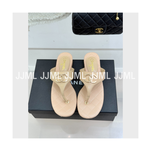 샤넬 CC로고 T스트랩 샌들 베이지