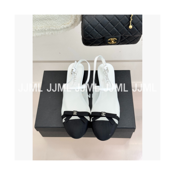 샤넬 컬러 콤비 슬링백 펌프스 화이트