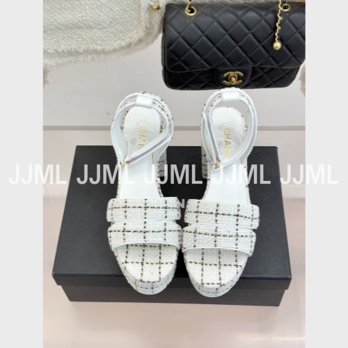 샤넬 가보시힐 샌들 트위드 체크 화이트
