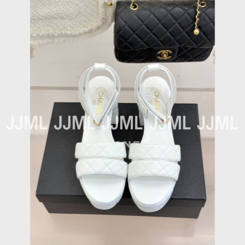 샤넬 가보시힐 샌들 퀄팅 화이트