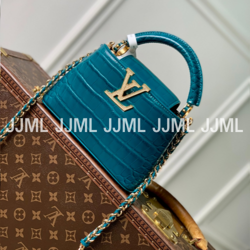 루이비통 카퓌신 미니 크로커다일 트뤼옹 블루 M13737