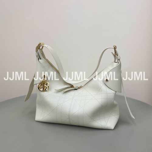 디올 보야지백 화이트 미디엄