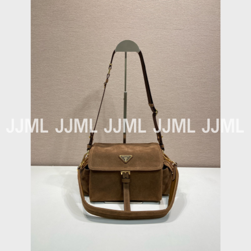 프라다 익스플로어 미디엄 스웨이드 토트백 브라운 1BD394