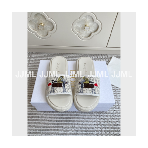 디올 D-Way 뮬 슬리퍼 아이보리