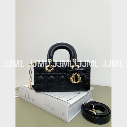 디올 레이디 디조이 스몰백 블랙