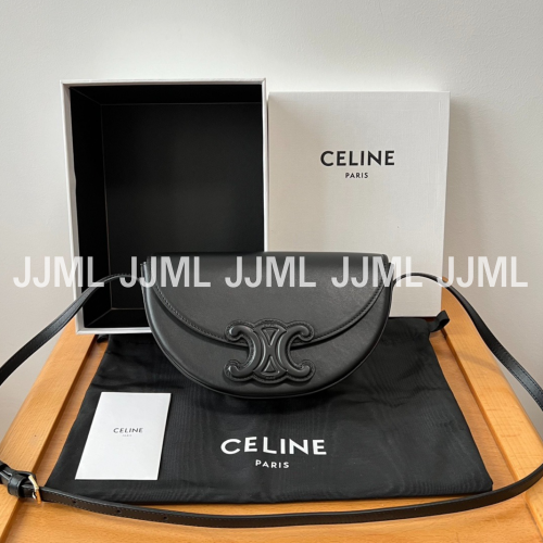 셀린느 퀴르 트리옹프 베사체 숄더백 블랙