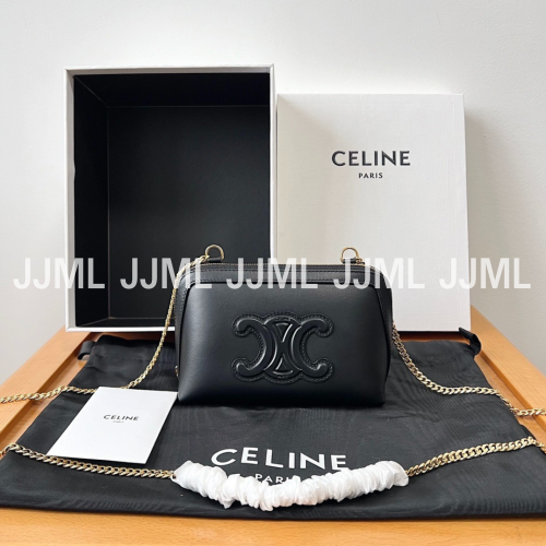 셀린느 퀴르 트리옹프 체인 클러치 블랙