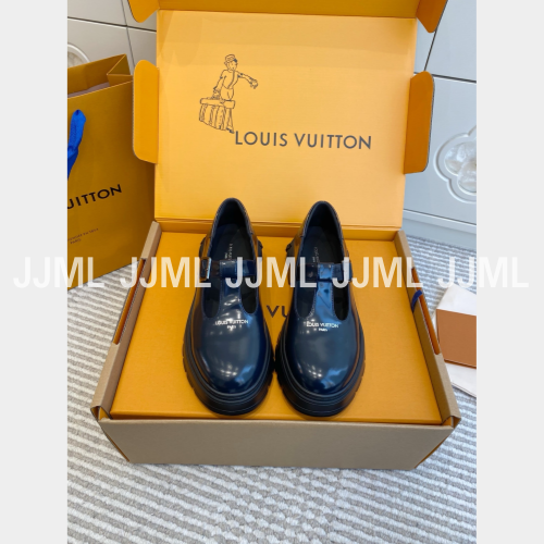 루이비통 체커 메리제인 블랙 슈즈 유광