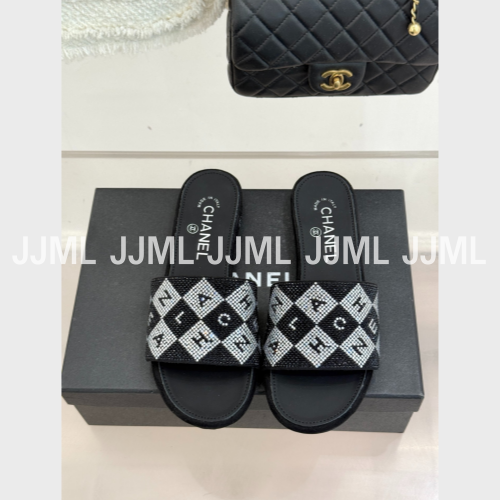 샤넬 큐빅 로고 패브릭 밸크로 샌들 블랙