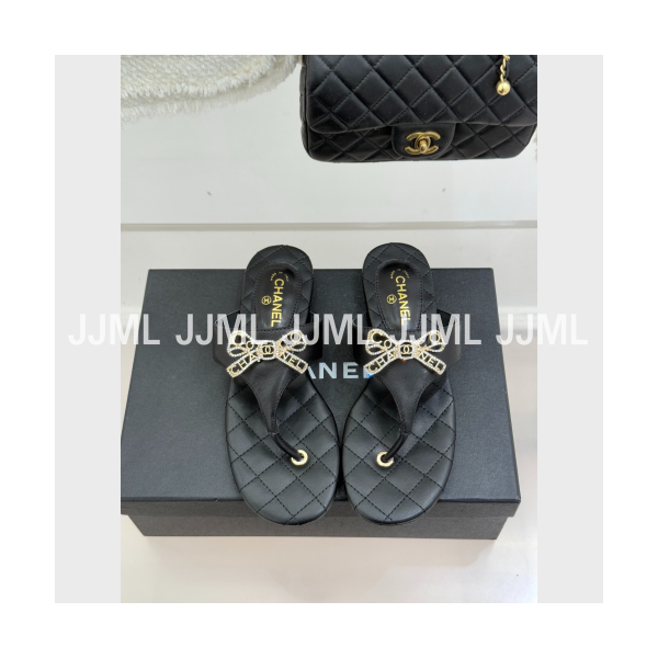 샤넬 리본 퀄팅 플리플랍 레더 블랙