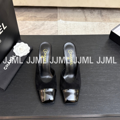 샤넬 20C 파리 인 로마 뮬 블랙