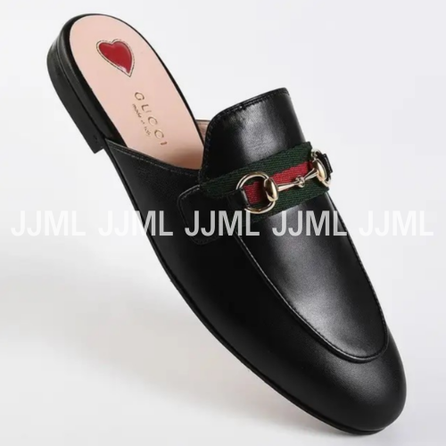 구찌 프린스타운 레더 블로퍼 블랙