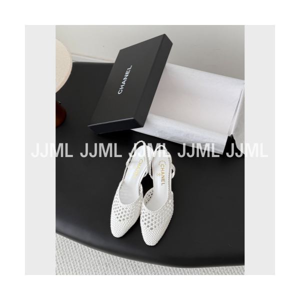 샤넬 슬링백 펌프스 화이트