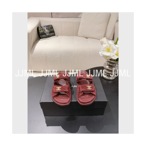 샤넬 벨크로 뮬 슬라이드 스웨이드 버건디