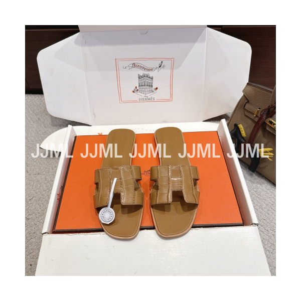 에르메스 오란 크로커다일 브라운