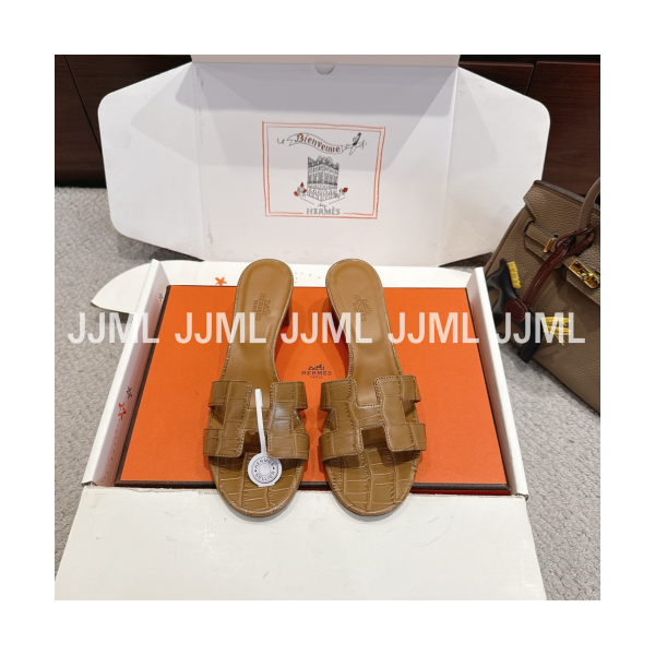 에르메스 오아시스 크로커다일 브라운