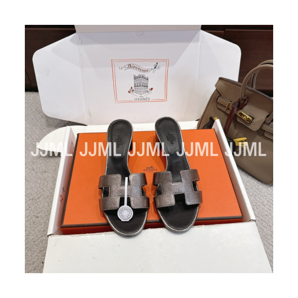 에르메스 오아시스 실버 그레이