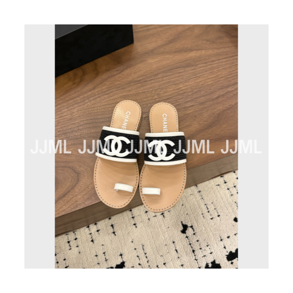 샤넬 CC로고 크로셰 샌들 블랙 화이트