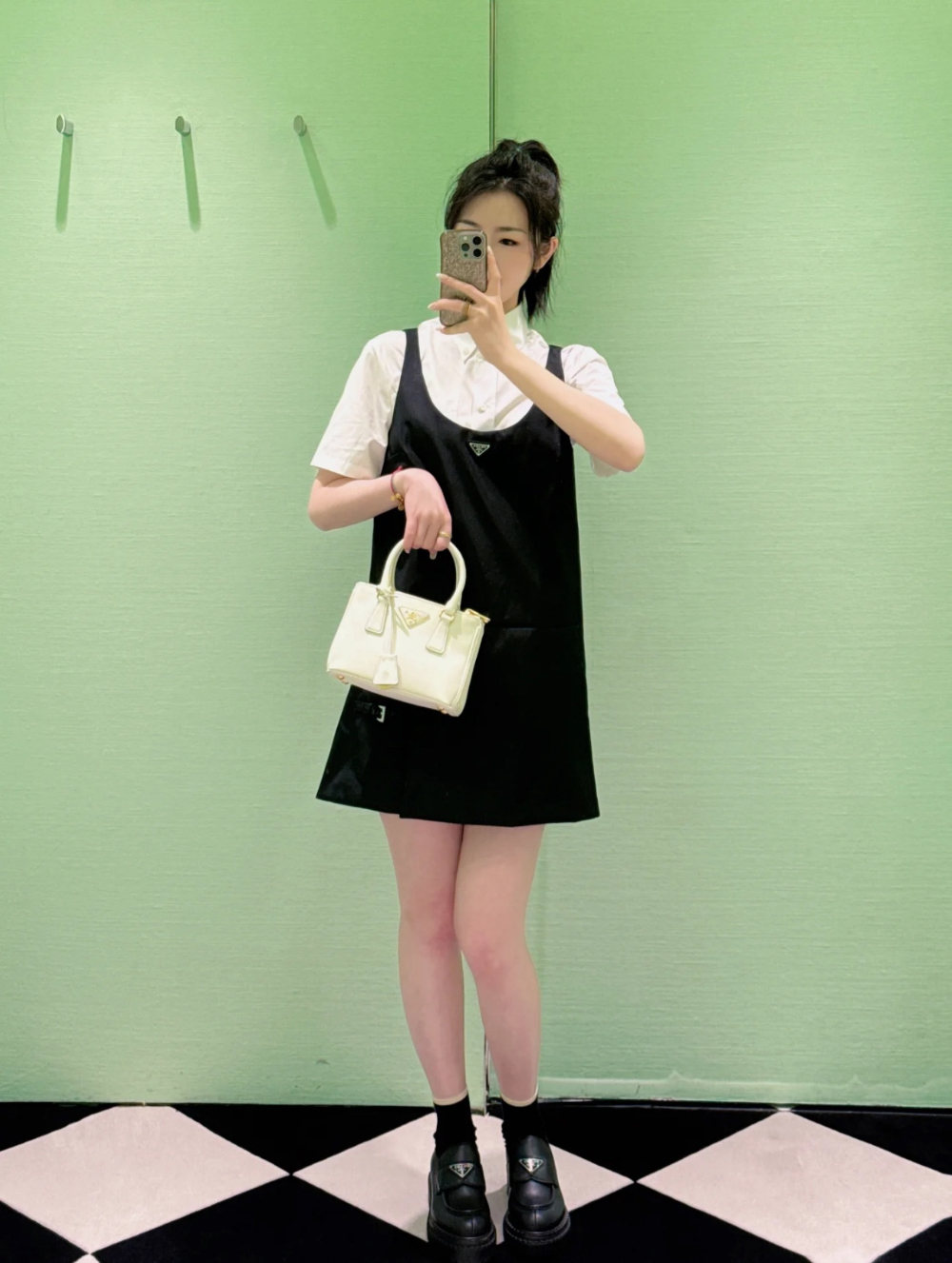 신발 모델 착용 이미지-S70L10