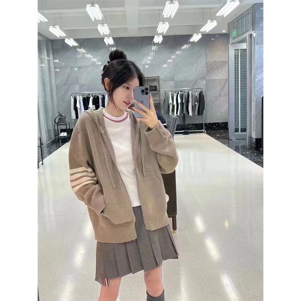 긴팔 티셔츠 모델 착용 이미지-S58L10