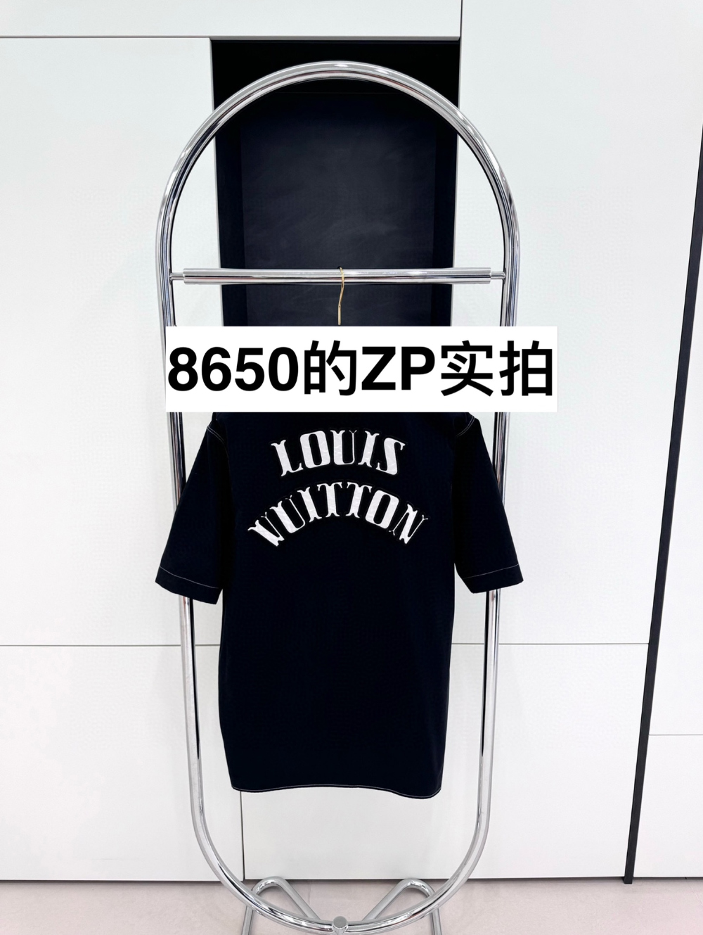 반팔 티셔츠 차콜 색상 이미지-S134L15