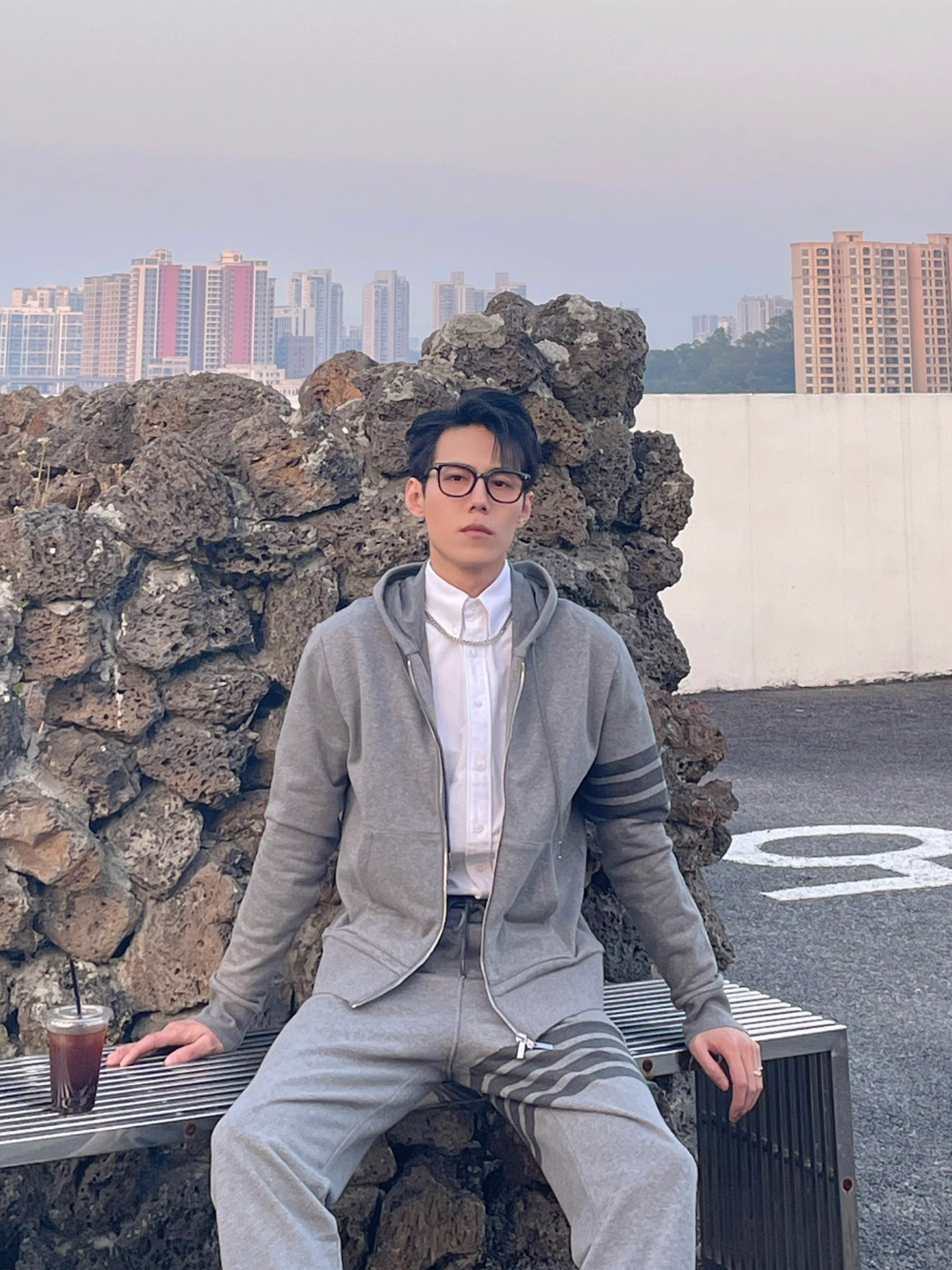 재킷 모델 착용 이미지-S24L18