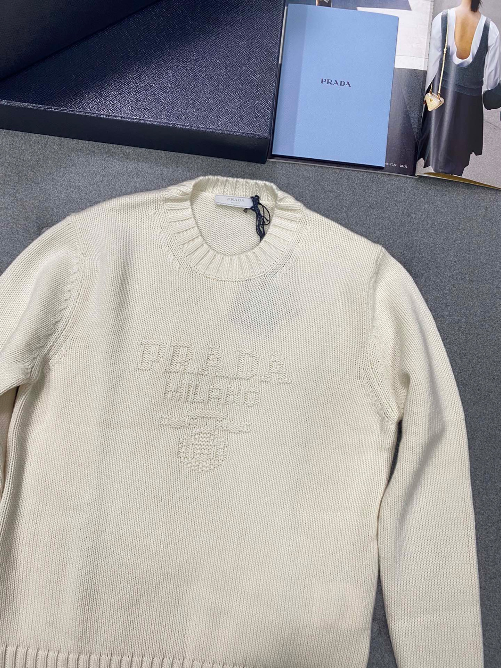 긴팔 티셔츠 상품상세 이미지-S112L11