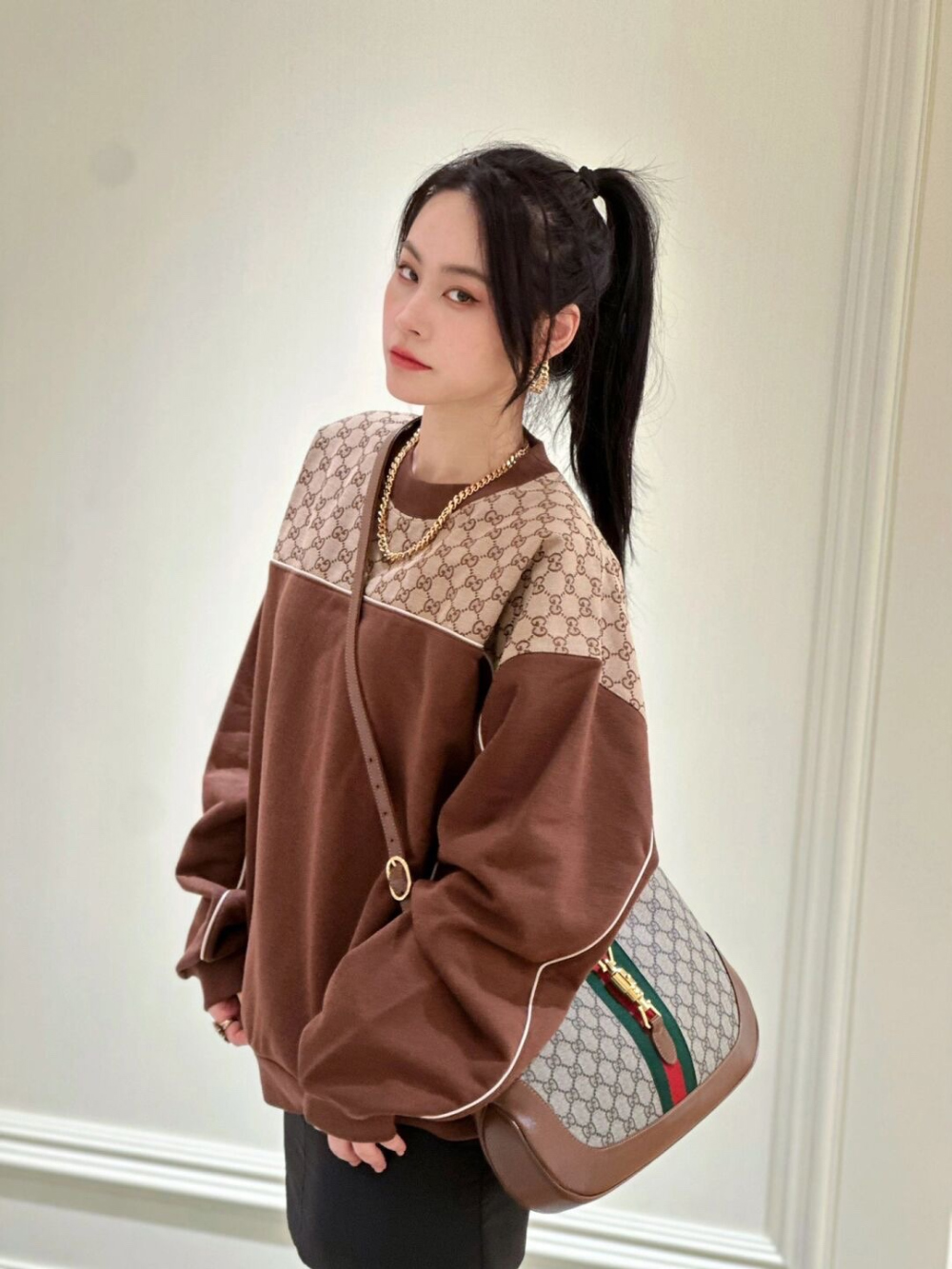 신발 모델 착용 이미지-S331L8