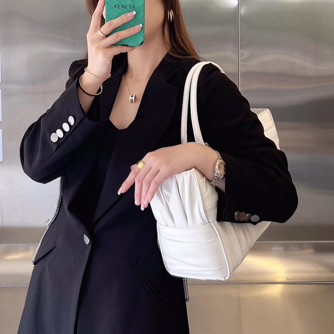 JJ172434146530_content_2.jpg