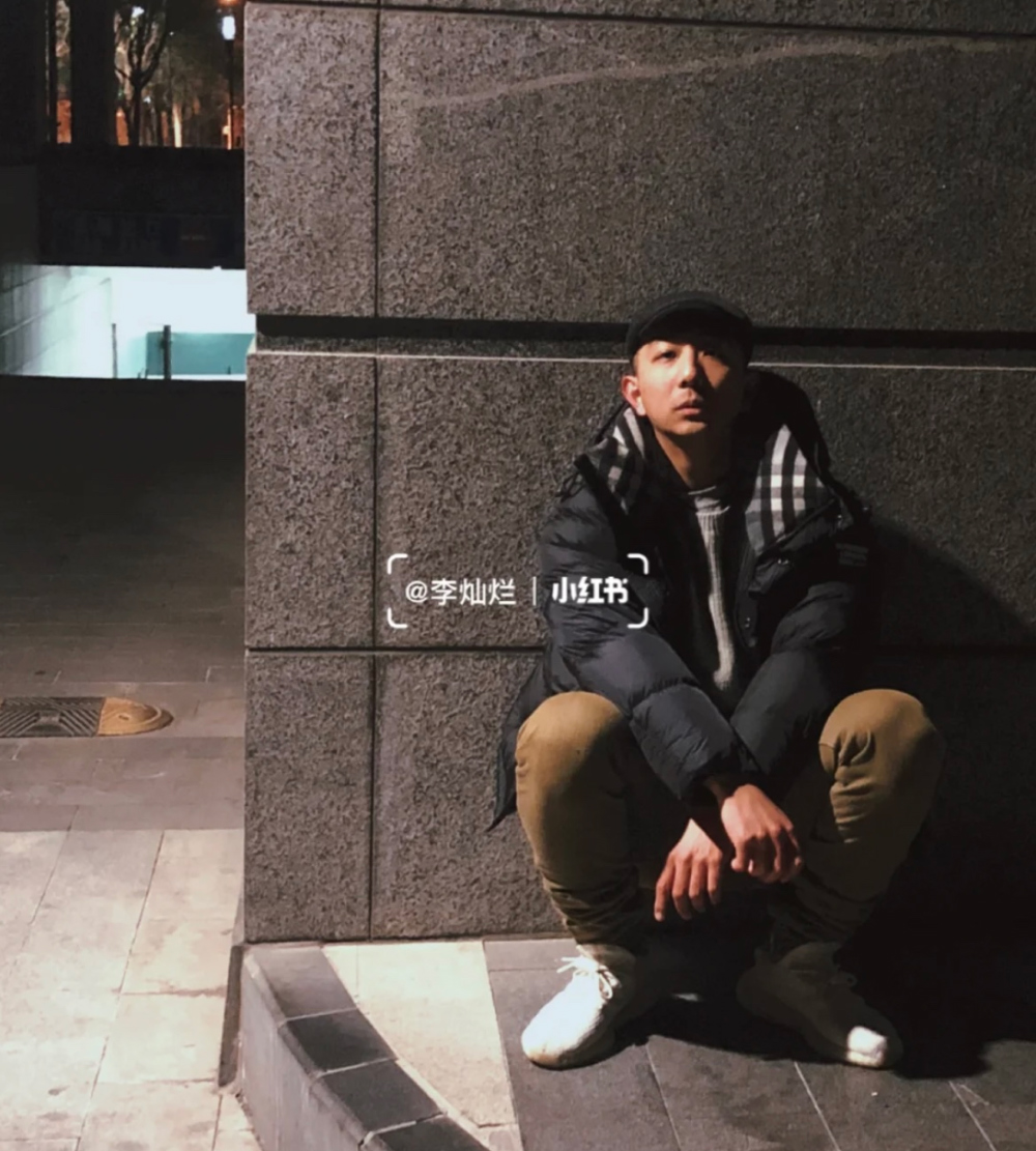 패딩 모델 착용 이미지-S212L14