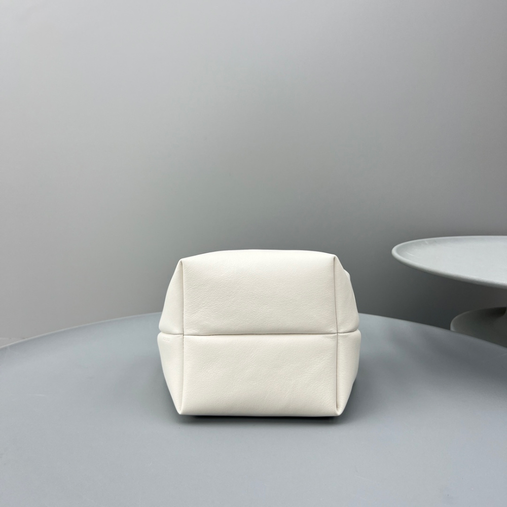 가방 그레이 색상 이미지-S22L16