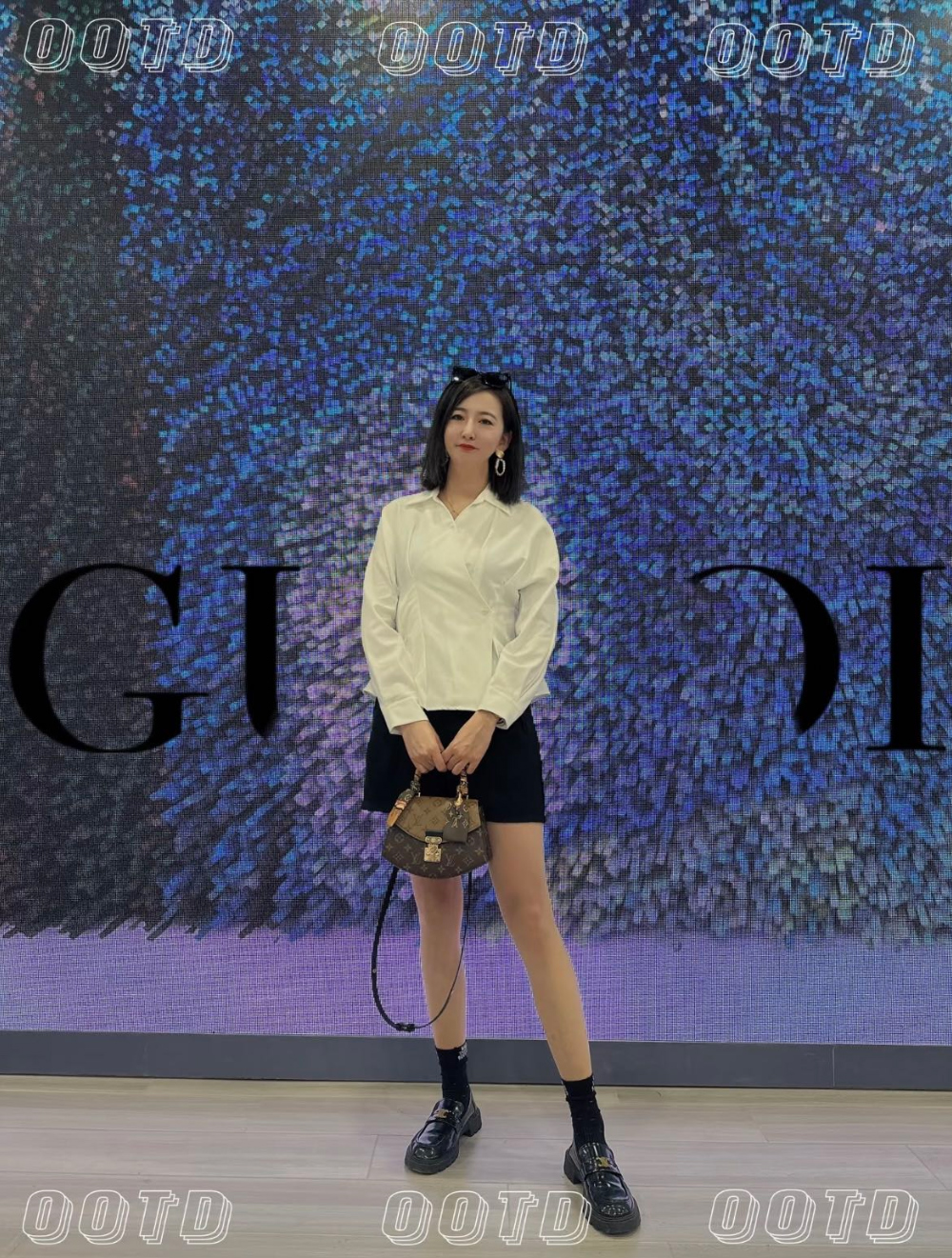 가방 모델 착용 이미지-S348L5