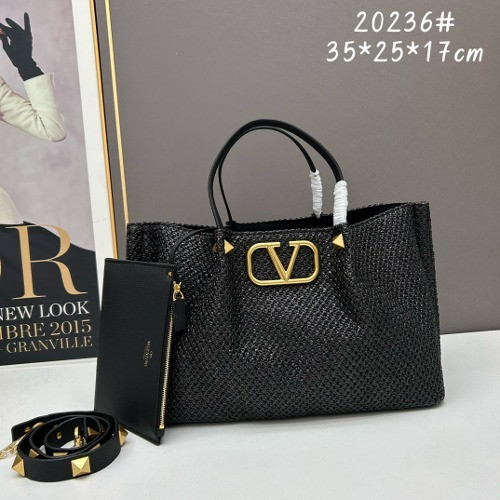 발렌티노 V로고 라피아 토트백 35cm [블랙]